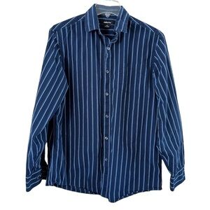 Liz Claiborne Men’s Button-down Shirt  fFront Pocket Long Sleeves size M